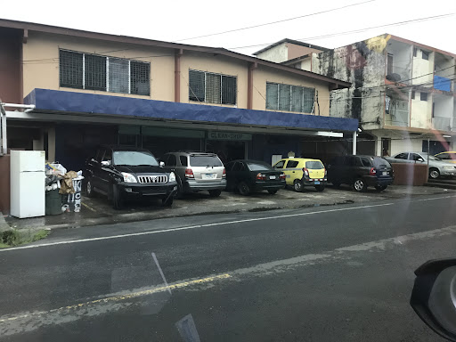 Lavanderia y Lavamatico Clean Shop Int.