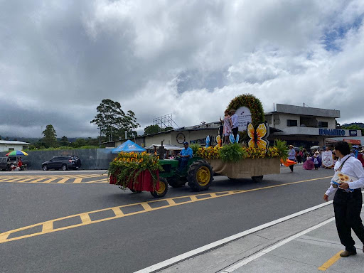 via principal de volcan