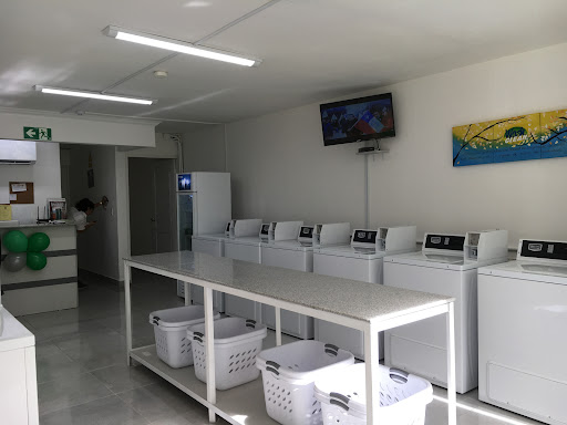 Wash Clean Lavamatico